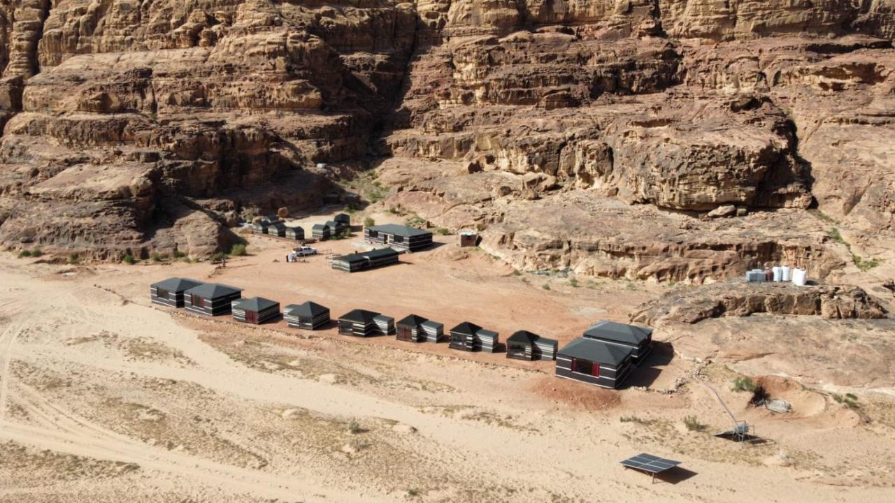 Beduin Star Trail Camp