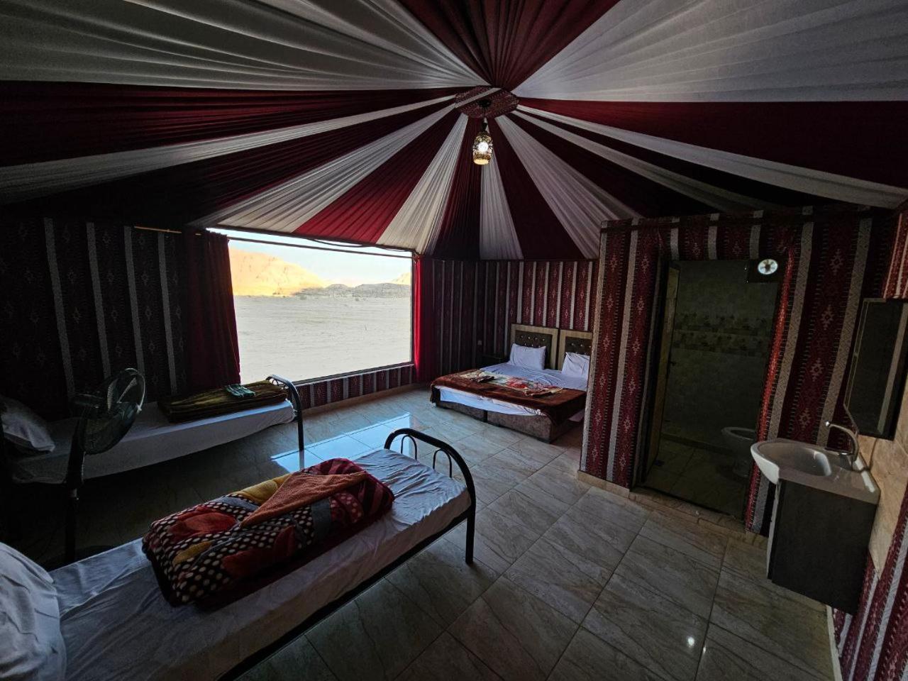 Beduin Star Trail Camp